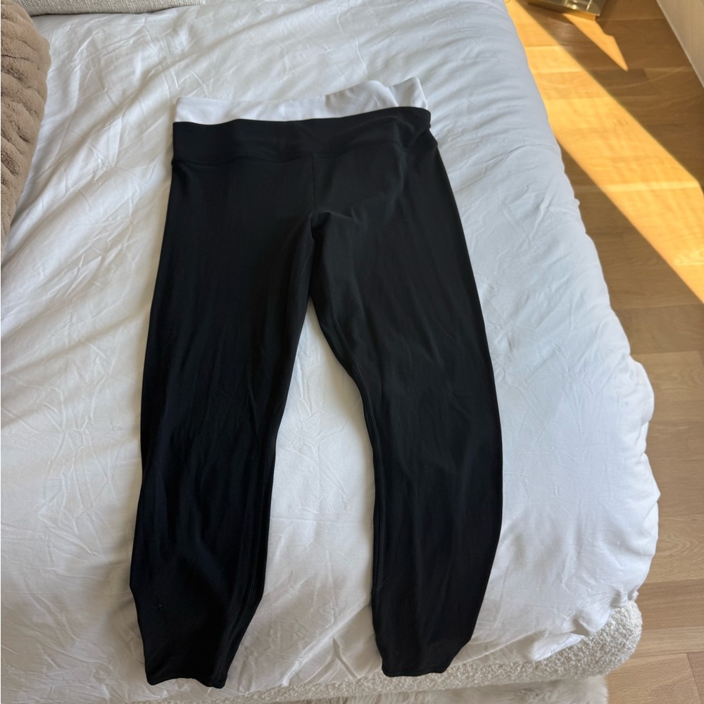 Athleta Elation Ultra High Rise Double Up Legging & Bra in Black - Size M